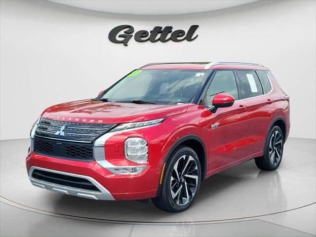 2023 Mitsubishi Outlander PHEV SEL — photo 1 of 13