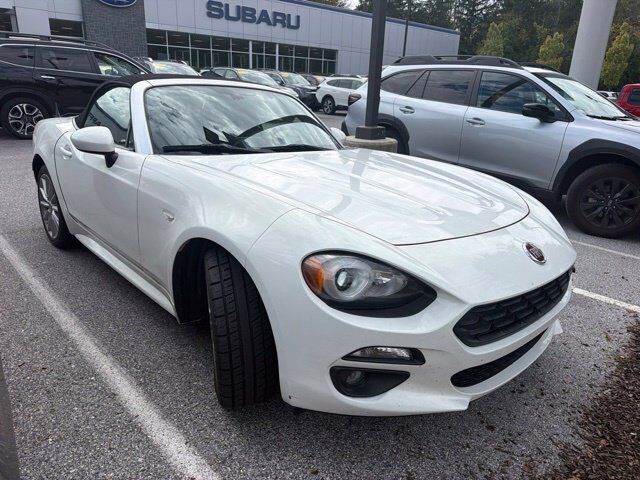 2017 FIAT 124 Spider Lusso