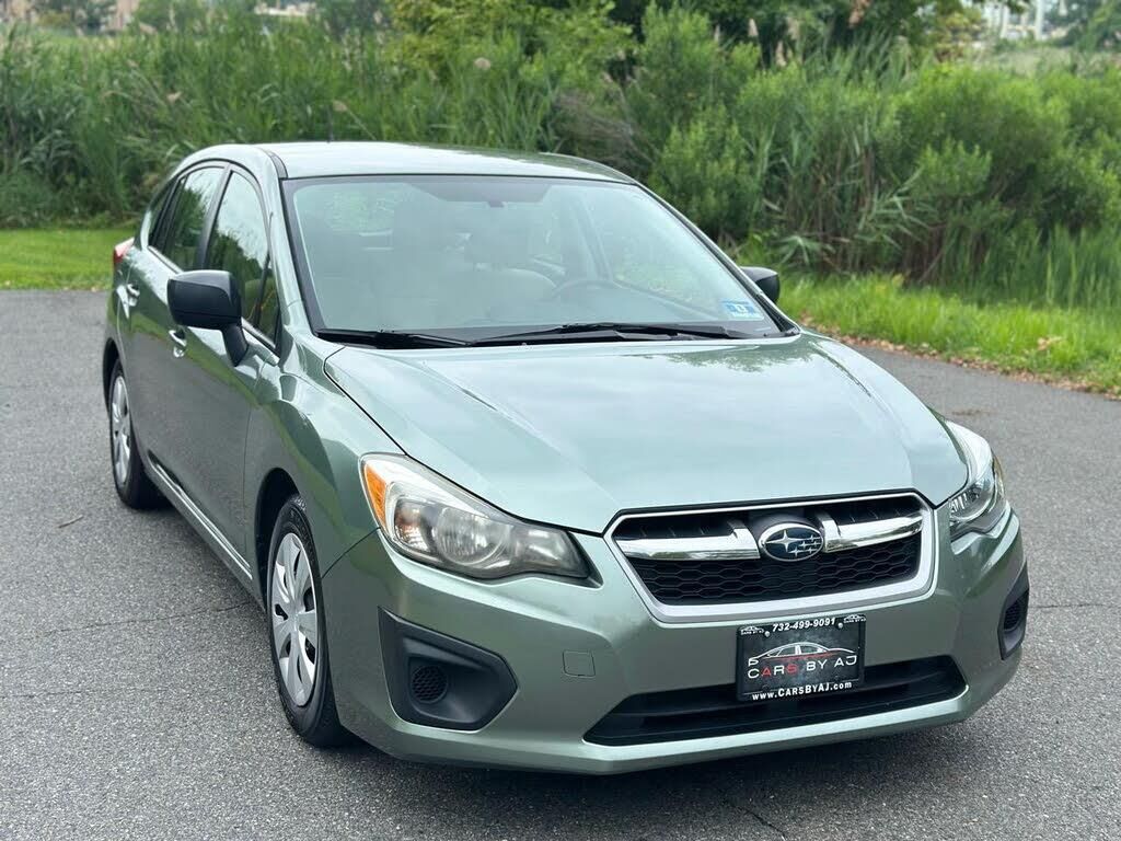 2014 Subaru Impreza 2.0i — photo 1 of 1