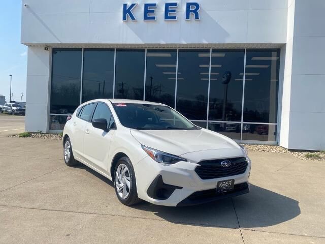 2024 Subaru Impreza Base — photo 1 of 13