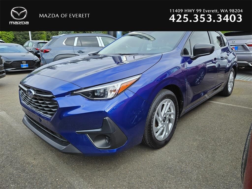 2024 Subaru Impreza Base — photo 1 of 13