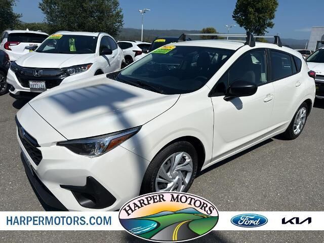 2025 Subaru Impreza Base — photo 1 of 13