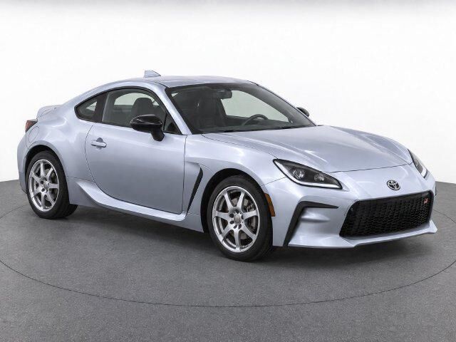 2022 Toyota GR86 Base — photo 1 of 13
