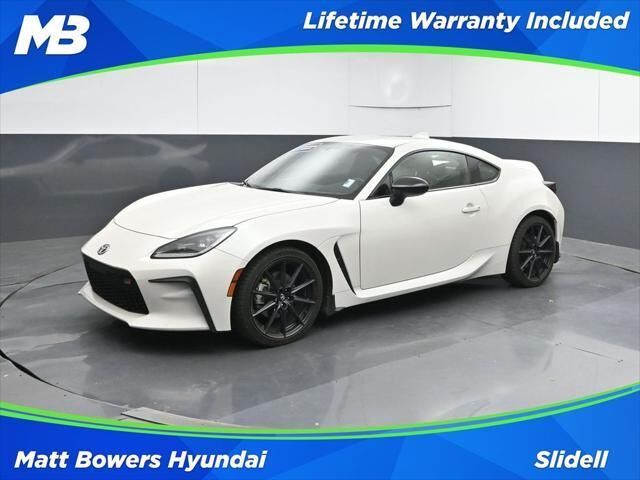 2024 Toyota GR86 Premium — photo 1 of 13