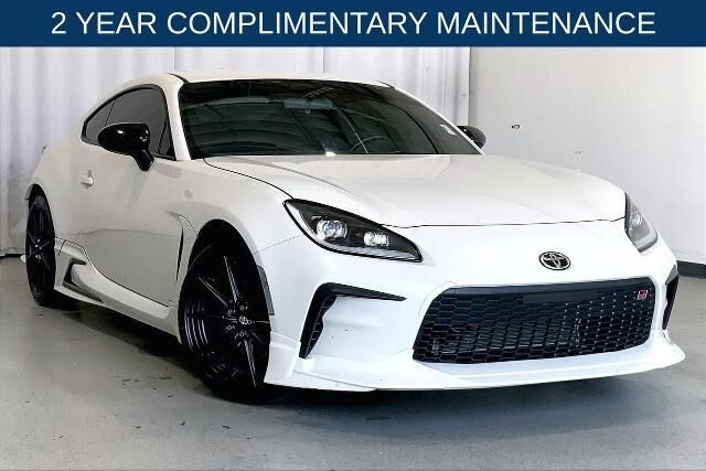2025 Toyota GR86 Premium