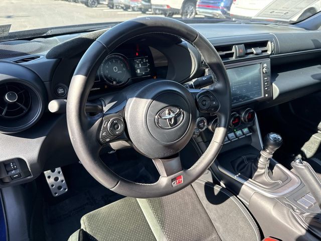 2024 Toyota GR86 Premium