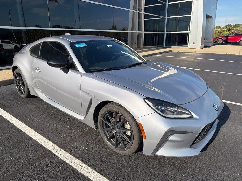 2022 Toyota GR86 Premium — photo 1 of 1