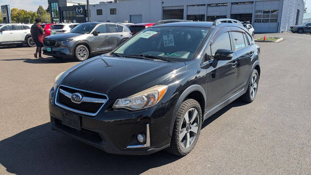 2017 Subaru Crosstrek Premium — photo 1 of 13