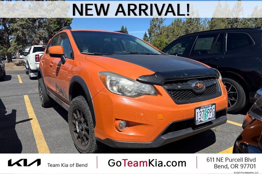 2013 Subaru XV Crosstrek 2.0i Limited — photo 1 of 12