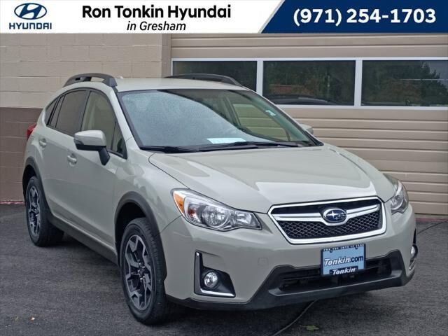 2017 Subaru Crosstrek 2.0i Limited — photo 1 of 13