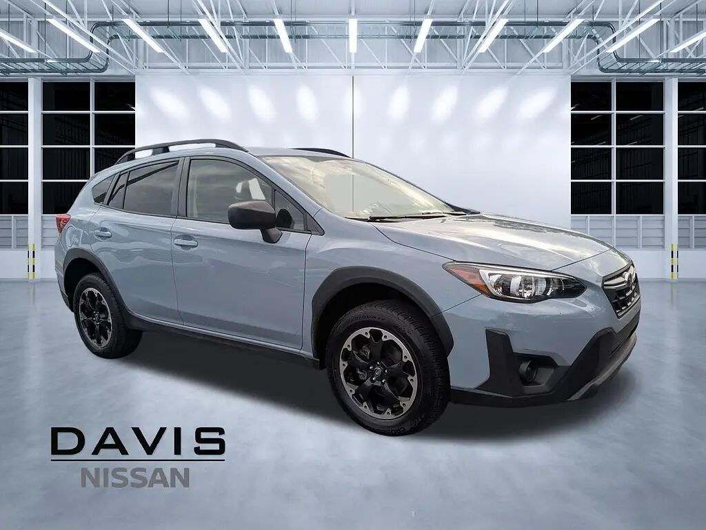 2021 Subaru Crosstrek Base — photo 1 of 13