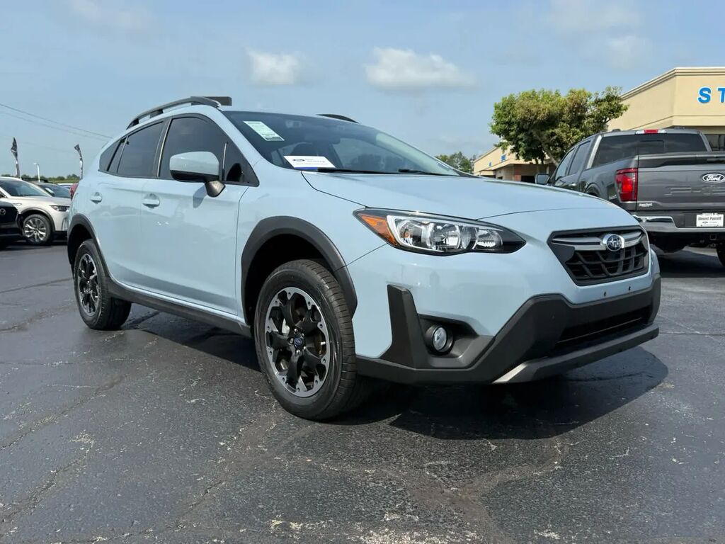 2023 Subaru Crosstrek Premium — photo 1 of 39