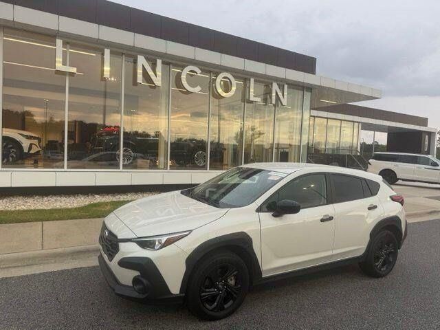 2025 Subaru Crosstrek Base — photo 1 of 39