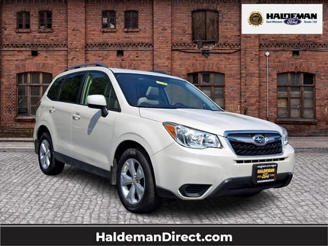 2015 Subaru Forester 2.5i Premium — photo 1 of 13
