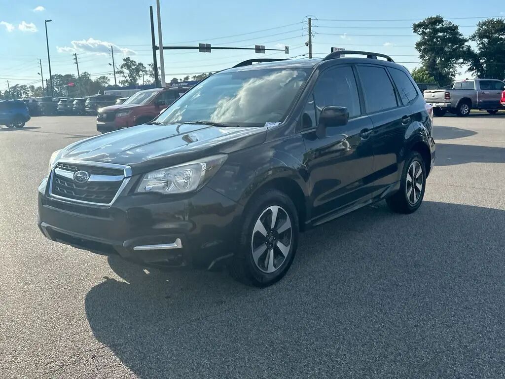 2017 Subaru Forester 2.5i Premium — photo 1 of 26