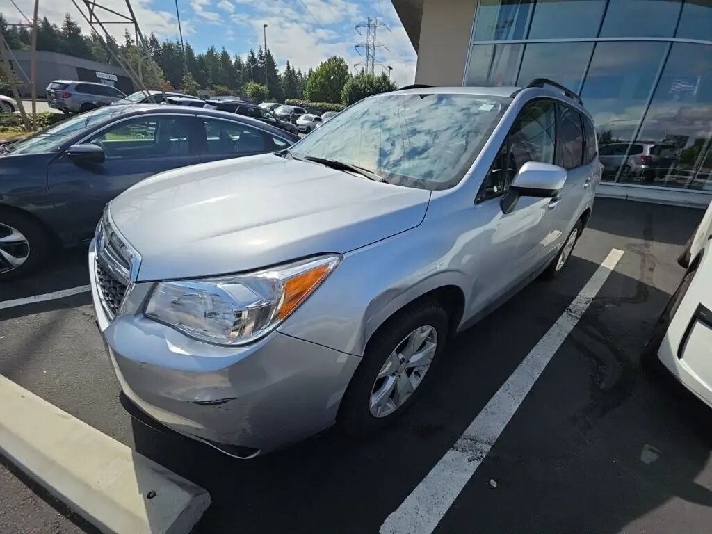 2015 Subaru Forester 2.5i Premium — photo 1 of 9