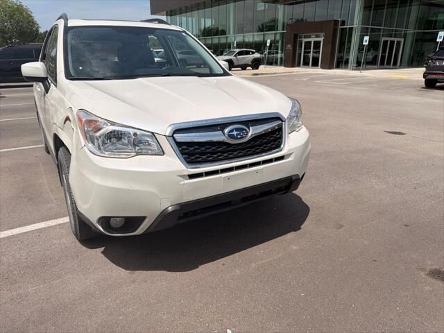 2016 Subaru Forester 2.5i Limited — photo 1 of 39