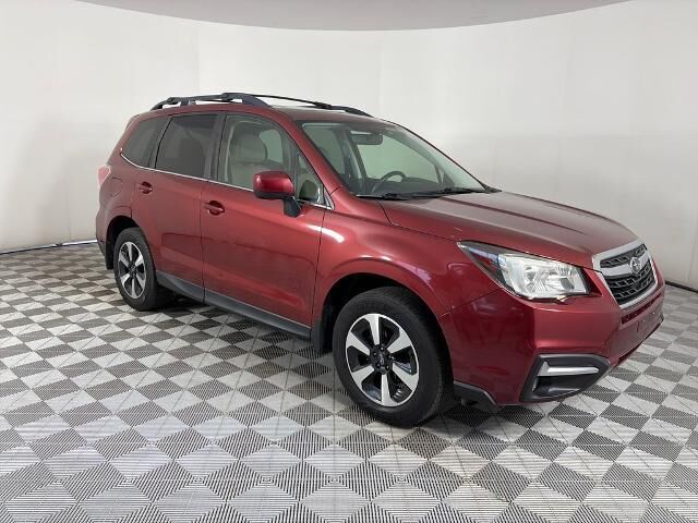 2017 Subaru Forester 2.5i Limited — photo 1 of 26