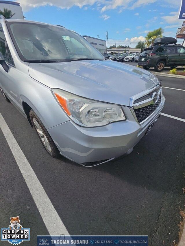 2014 Subaru Forester 2.5i Touring — photo 1 of 5