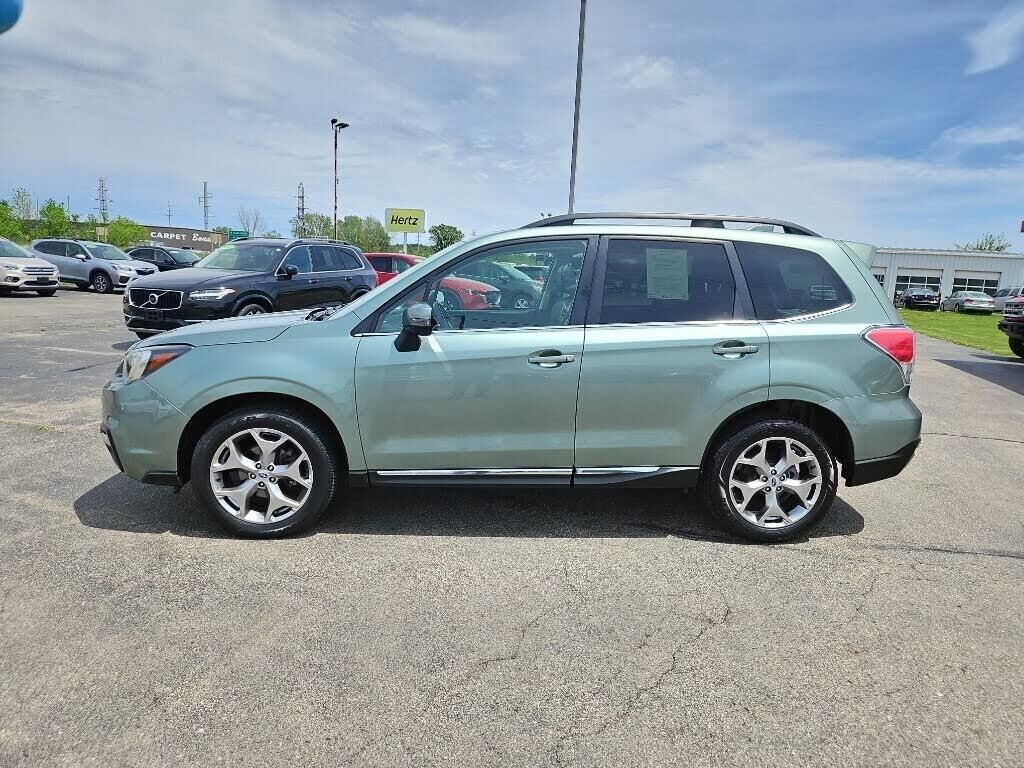 2017 Subaru Forester 2.5i Touring — photo 1 of 14