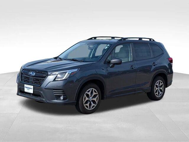 2024 Subaru Forester Premium