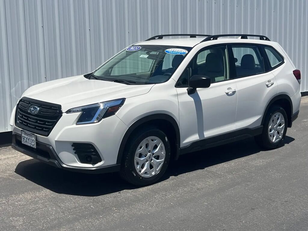 2023 Subaru Forester Base — photo 1 of 1
