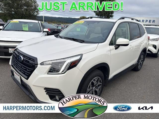 2023 Subaru Forester Premium