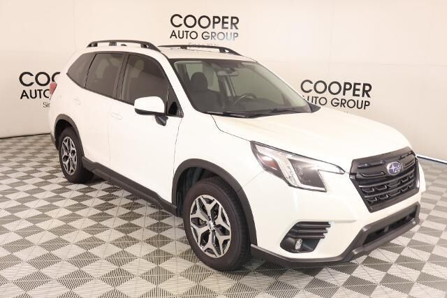 2024 Subaru Forester Premium