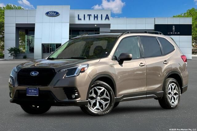 2024 Subaru Forester Premium