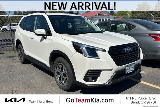 2023 Subaru Forester Premium
