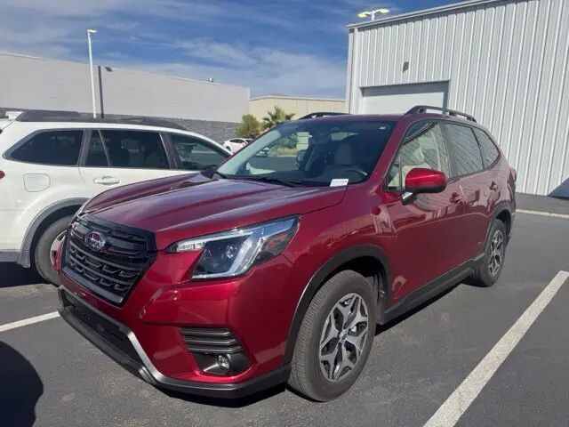 2024 Subaru Forester Premium — photo 1 of 10