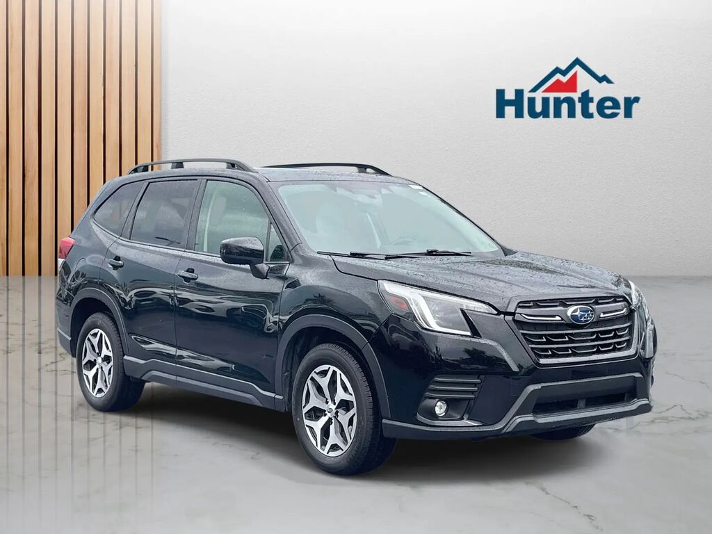 2024 Subaru Forester Premium — photo 1 of 13
