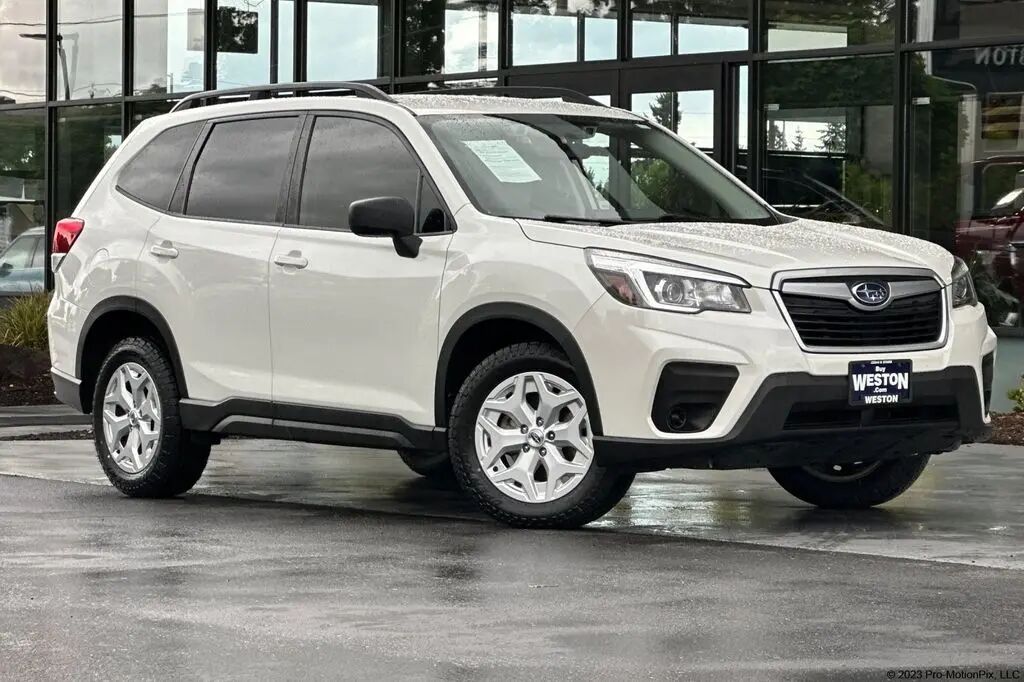 2020 Subaru Forester Base — photo 1 of 13