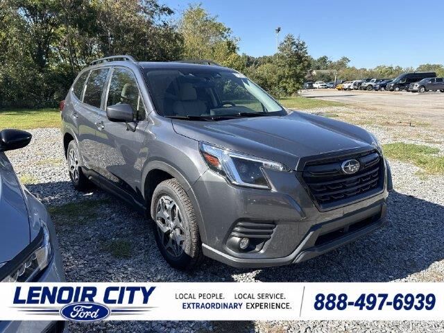 2024 Subaru Forester Premium