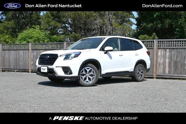 2024 Subaru Forester Premium