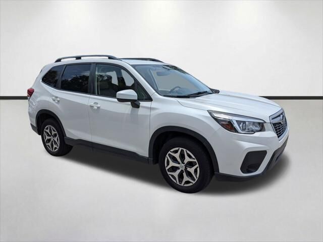 2019 Subaru Forester Premium — photo 1 of 13