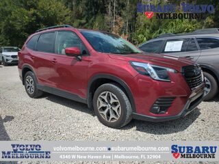2023 Subaru Forester Premium — photo 1 of 13