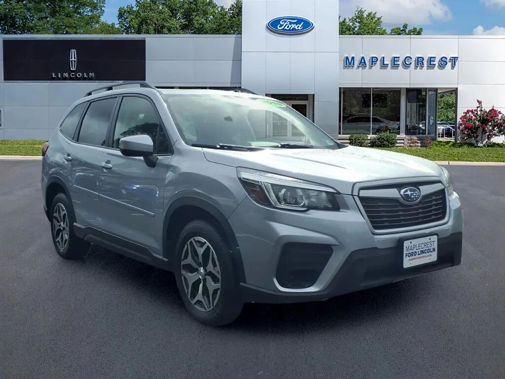2019 Subaru Forester Premium — photo 1 of 13