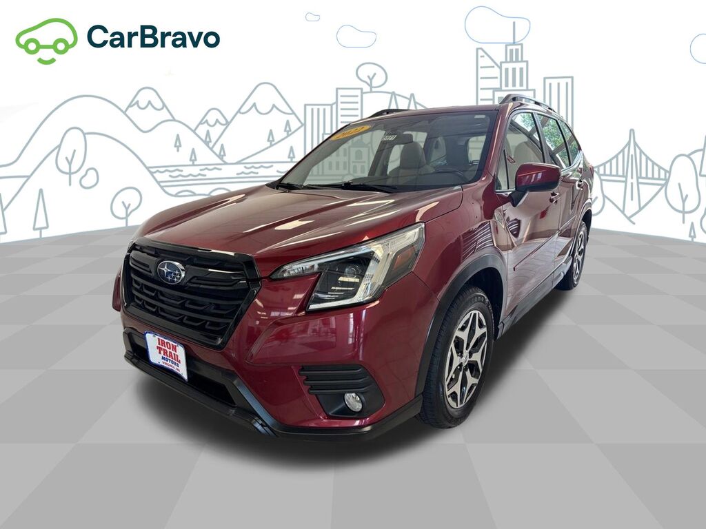 2022 Subaru Forester Premium — photo 1 of 6