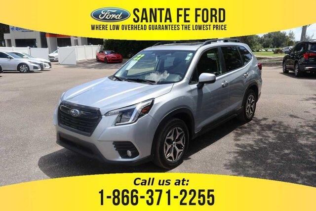 2022 Subaru Forester Premium — photo 1 of 27