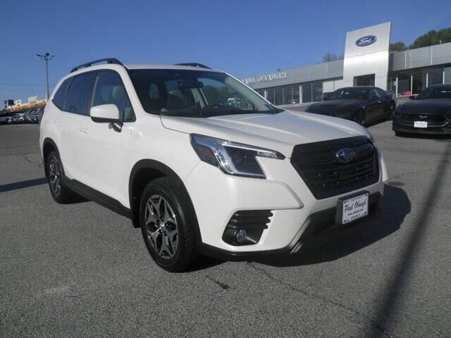 2023 Subaru Forester Premium