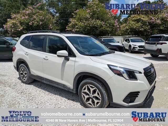 2023 Subaru Forester Premium