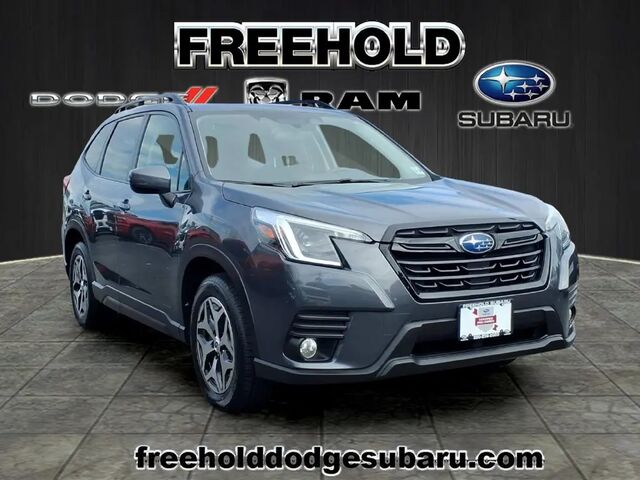 2023 Subaru Forester Premium