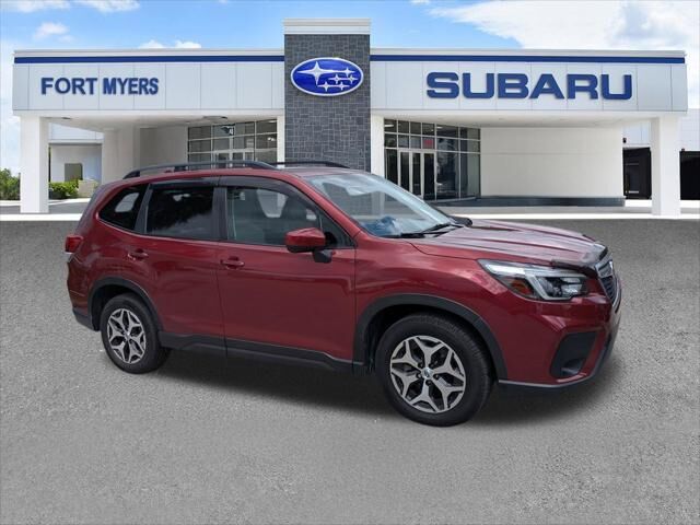 2021 Subaru Forester Premium — photo 1 of 13