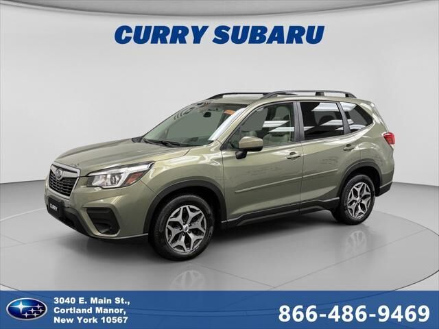 2020 Subaru Forester Premium — photo 1 of 13