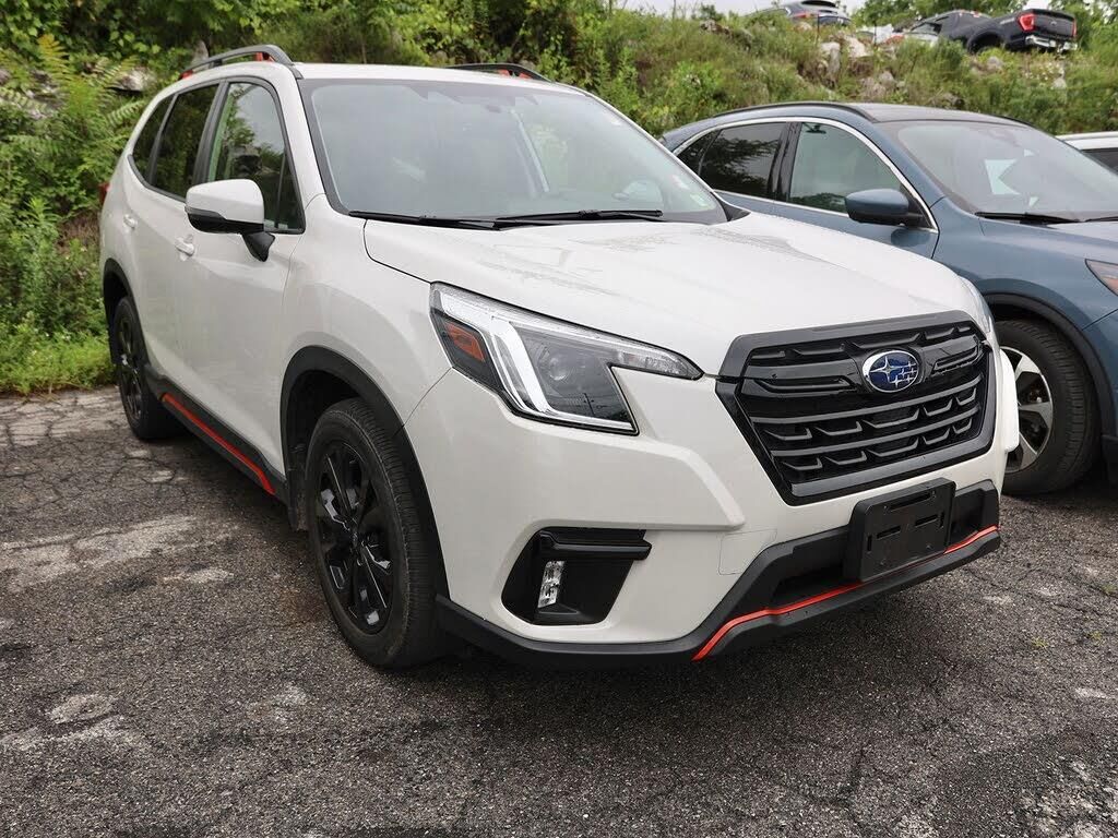 2024 Subaru Forester Sport — photo 1 of 14