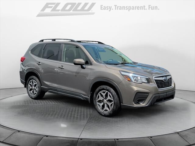 2020 Subaru Forester Premium — photo 1 of 36