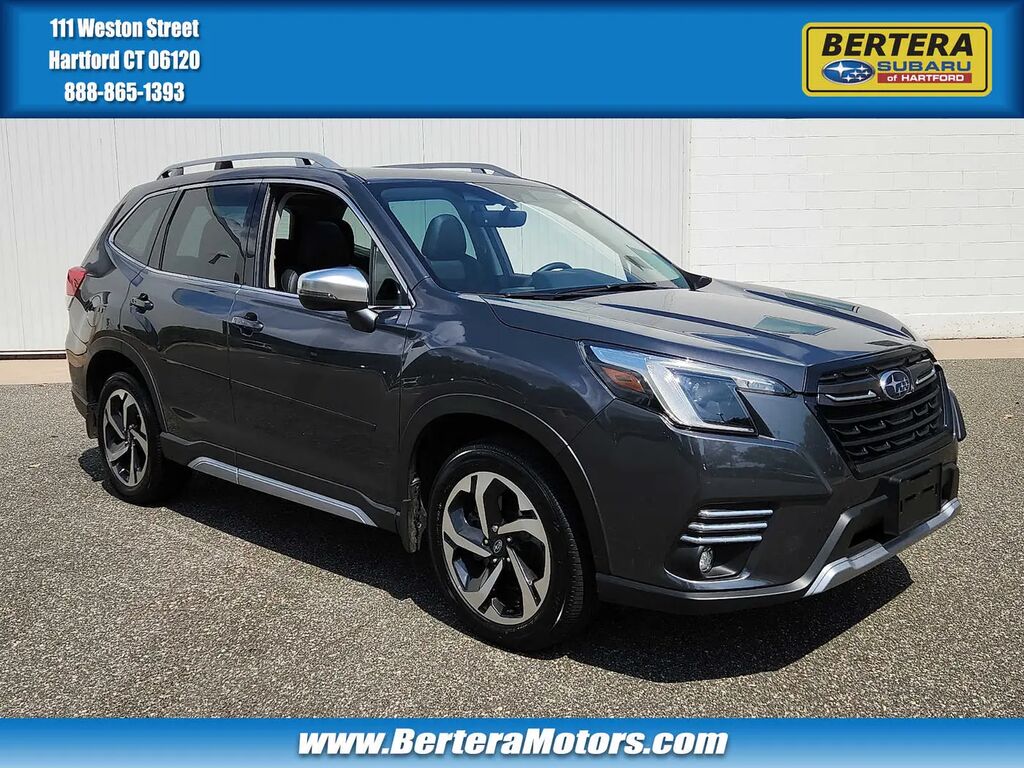 2024 Subaru Forester Touring — photo 1 of 26