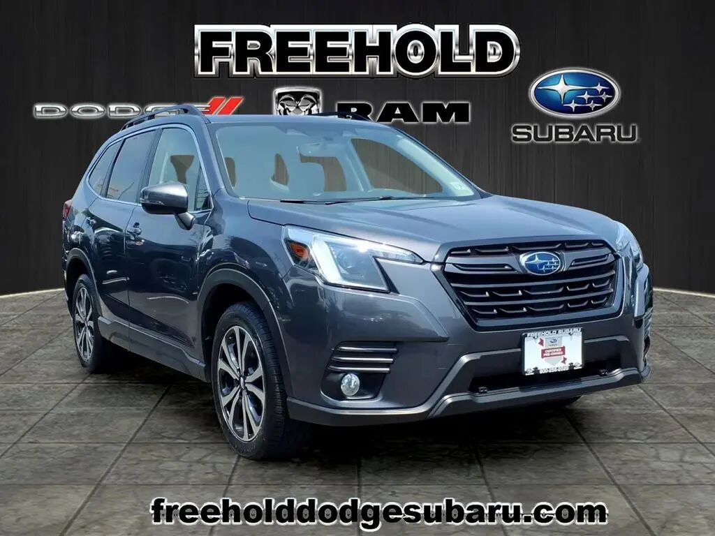 2023 Subaru Forester Limited — photo 1 of 13
