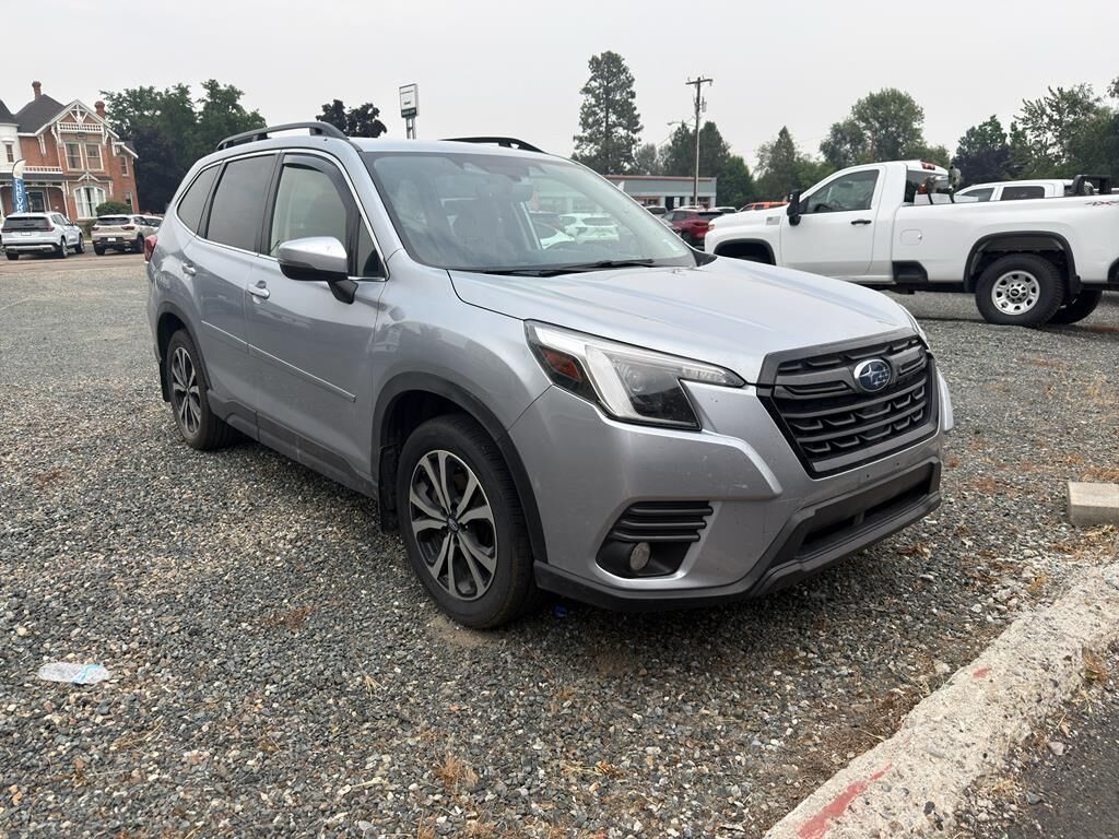 2023 Subaru Forester Limited — photo 1 of 1